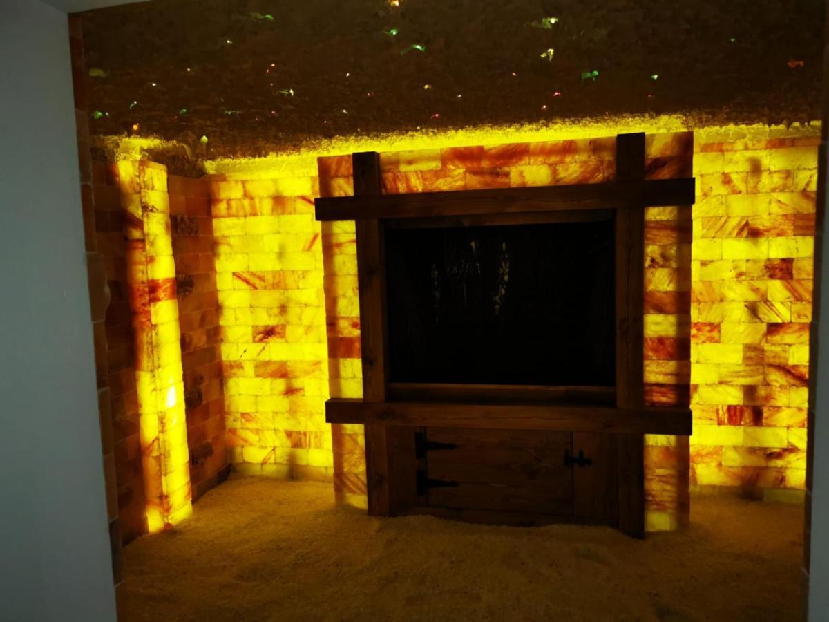 Willa Z Bali Spa - Jacuzzi Sauny Grota Solna-Teznia 波罗宁 外观 照片