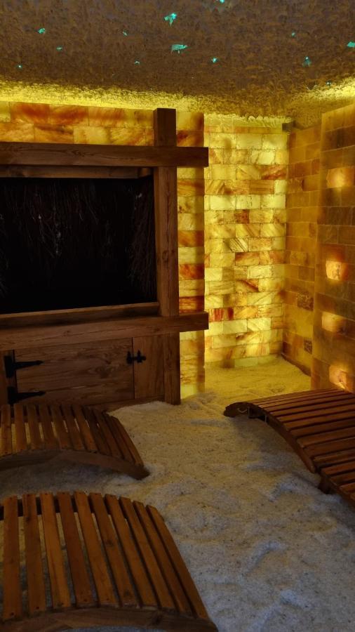Willa Z Bali Spa - Jacuzzi Sauny Grota Solna-Teznia 波罗宁 外观 照片
